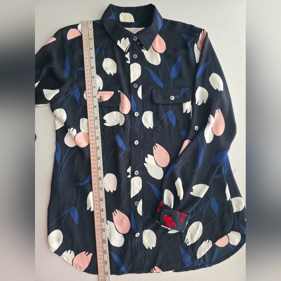 LOFT Dark Cottagecore Tulip Print Utility Blouse Preppy Dark Floral XS - Picture 9 of 11